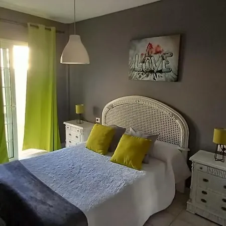 Quiet Close Aquatic Park Siam Park